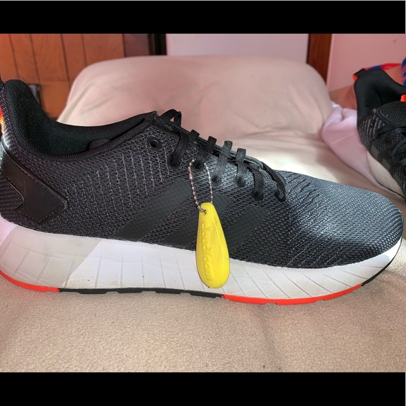 adidas shoes - Picture 5 of 7